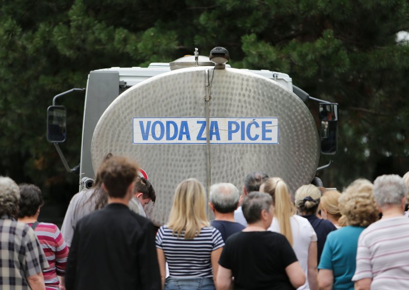 Vojska će dopremiti vodu u Vrgorac: Gradonačelnik objasnio situaciju