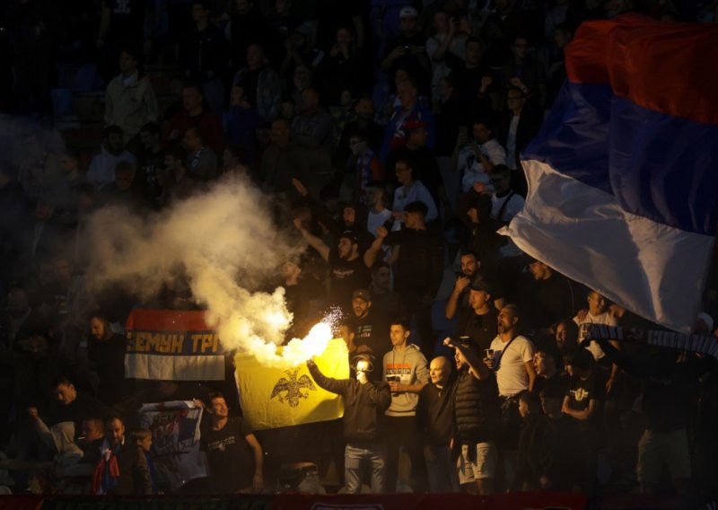 UEFA žestoko kaznila Srbiju zbog skandiranja Ratku Mladiću. Evo kakvu su kaznu dobili