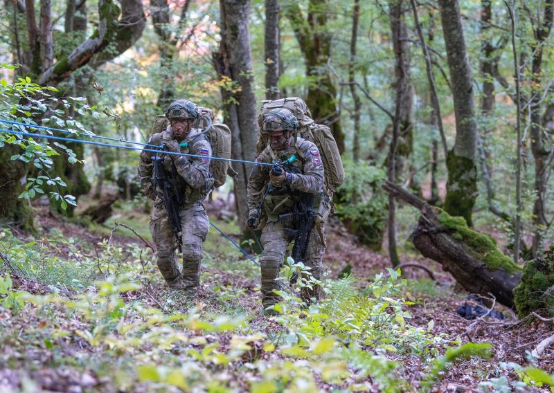 Slovenci učili Hrvate planinskom ratovanju: Pogledajte kako je izgledala obuka