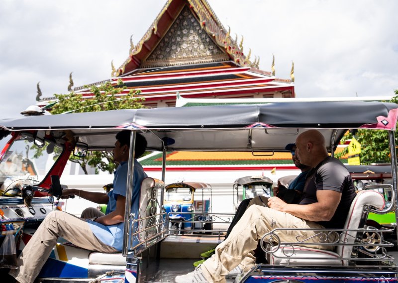 Bangkok traži rješenje za buku i ispušne plinove: Razmatraju zabranu motoriziranih tuk-tukova?