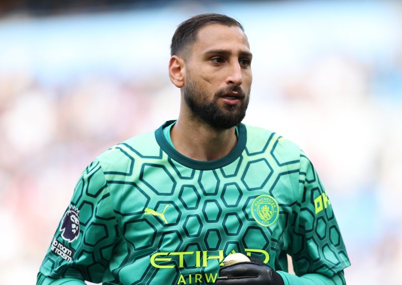 Pogledajte kako je Donnarumma izgubio živce: Vratio se iz tunela obračunati s navijačima