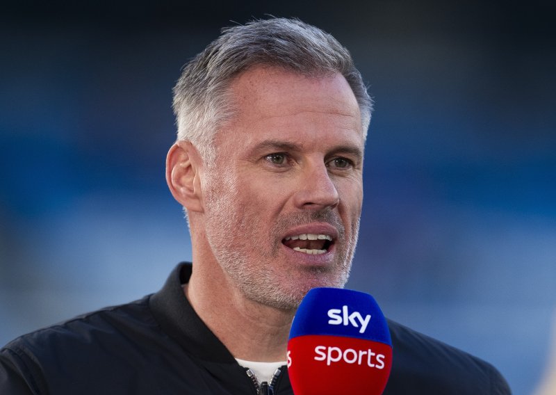 Carragher osuo paljbu po skupocjenom igraču: 'Mora ispasti iz momčadi'