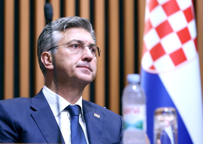 U Saboru opoziv Plenkovića zbog otpada u Lici: 'Glava hobotnice otpadne mafije je premijer'