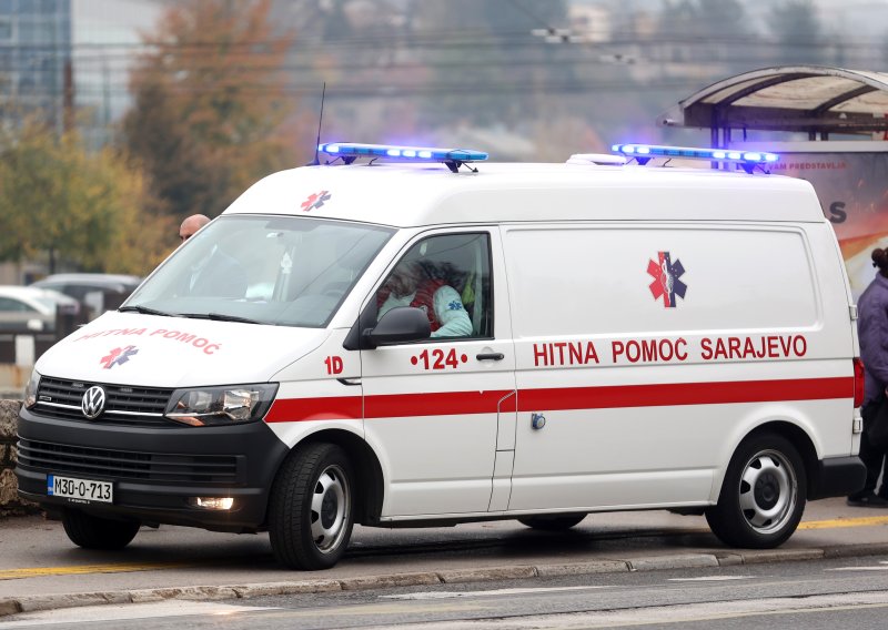 Teške prometne nesreće u BiH: Poginula dva mladića i jedna djevojka