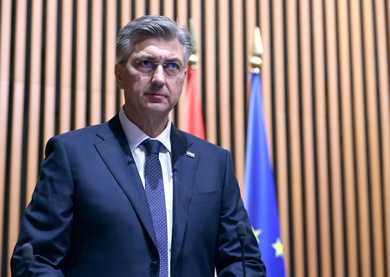 Plenković uzvratio oporbi zbog Gospića: 'Kako su onda svi navalili na lički krumpir?'