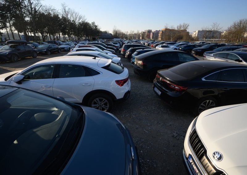 Parkirali ste propisno, ali svejedno možete dobiti kaznu: Ovo pravilo mnogi vozači u Hrvatskoj ne razumiju