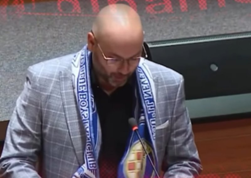 Bad Blue Boysi brutalno odgovorili saborskim zastupniku: 'Ne budi kao Baksa, ne budi seljak'