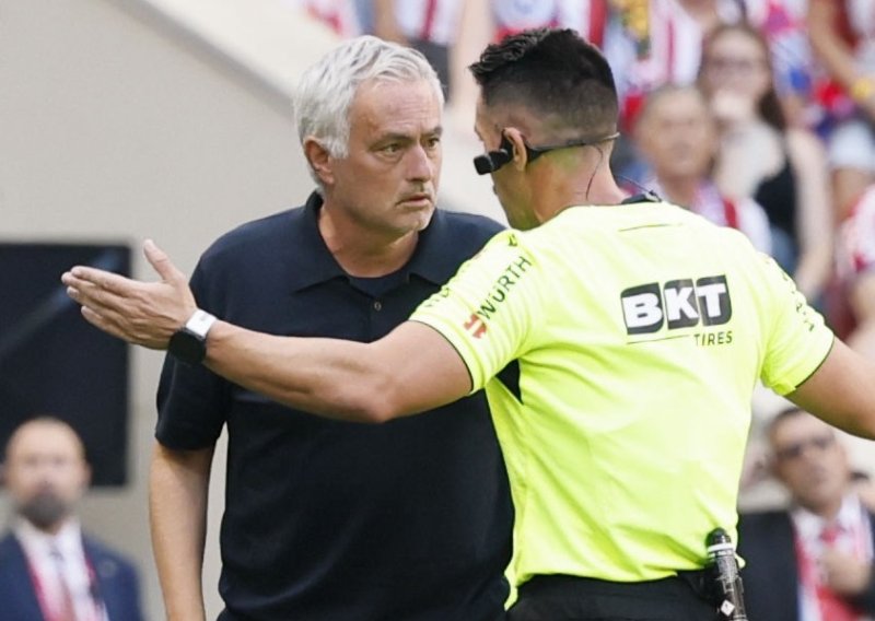 Jose Mourinho ponovno progovorio o suđenju: ‘Nešto mi tu smrdi’