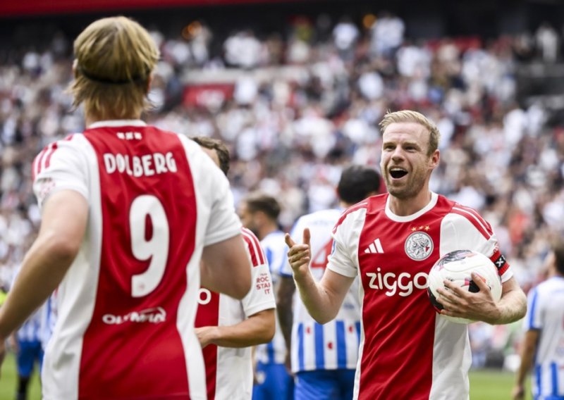 Ajax uoči gostovanja kod Hajduka povukao neočekivani potez