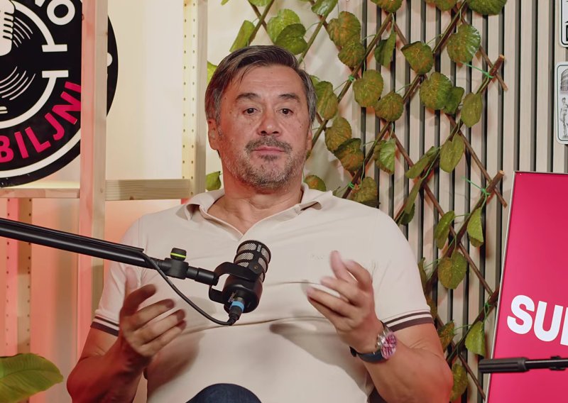 Rade Bogdanović oštro kritizirao Slavena Bilića: 'S naušnicom u uhu i podcastom... Ne može!'