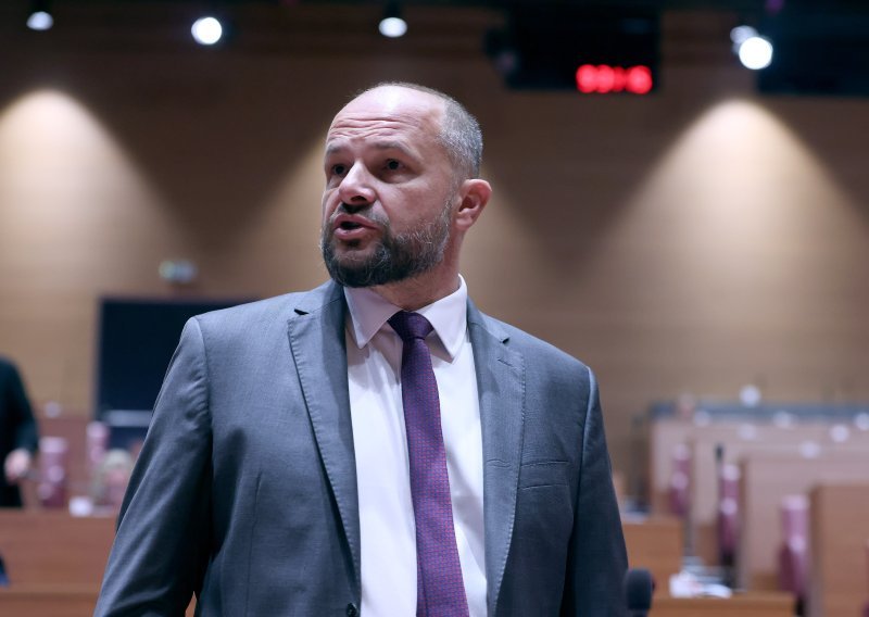 Stižu reakcije iz Hrvatske: Hajdaš Dončić i Možemo poslali poruku studentima