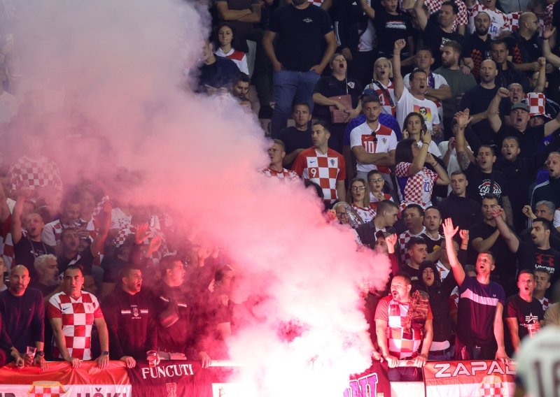 UEFA opet izrekla visoku novčanu kaznu HNS-u, ali i zatvara dio tribina