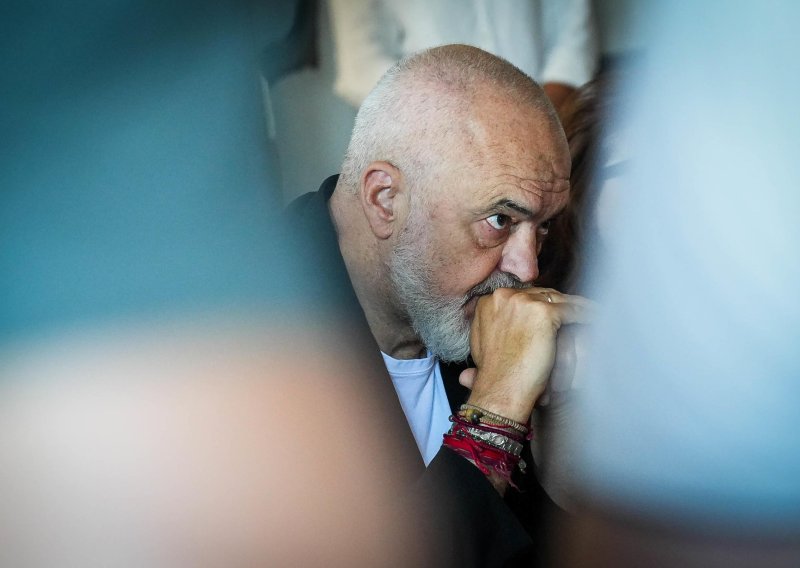 Rama usred nereda iznio teške optužbe: Znam tko stoji iza prosvjeda i što im je cilj