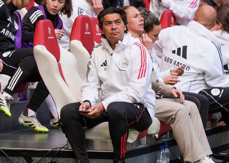 Legenda Ajaxa prisjetila se dolaska u Split: 'Na hotelu su još bile rupe od metaka'