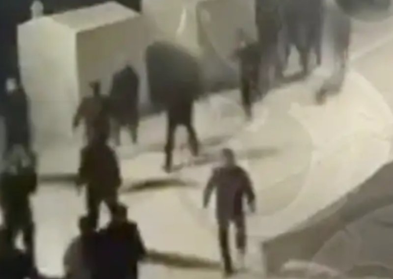 Kaos u Splitu završio na slavnom svjetskom nogometnom portalu: Evo što pišu o Torcidi i Ajaxu
