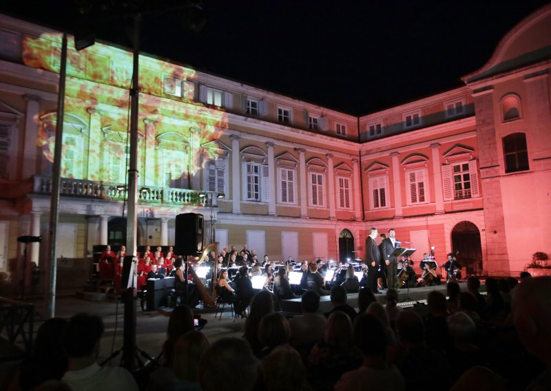 Ipak ništa od štrajka u Rijeci: Djelatnici kulturnih ustanova prihvatili kolektivni ugovor