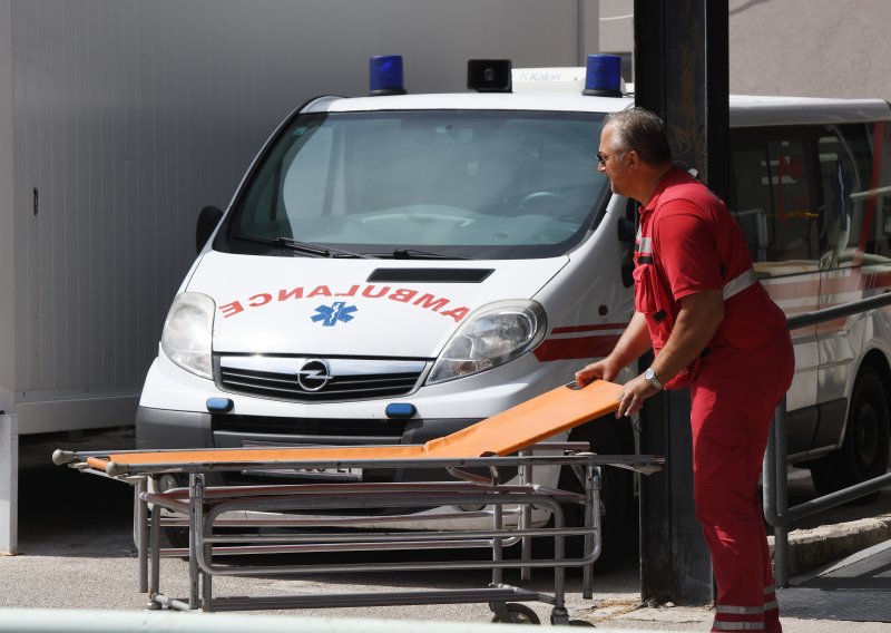 Metak probio prozor saniteta i ranio medicinskog tehničara: Policija je na terenu