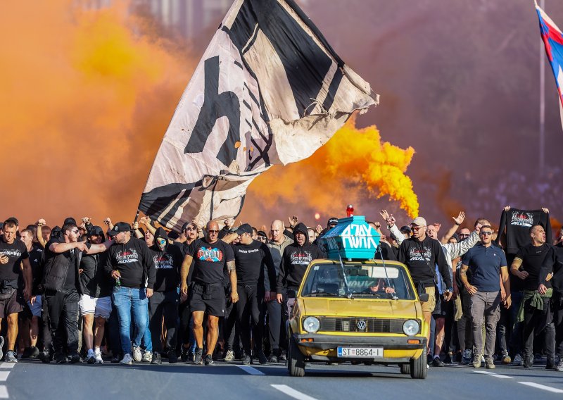 'Hajduk je odbio igrati za fašiste, a danas mu navijači prizivaju Hitlera'