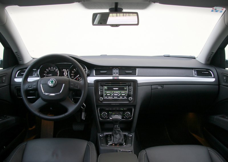 U automobilu odjednom miriše slatkasto? To možda uopće nije osvježivač zraka...