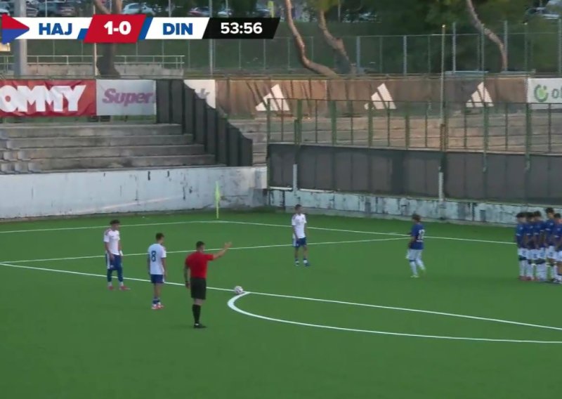 Pogledajte sjajan slobodni udarac kojim su juniori Hajduka srušili Dinamo