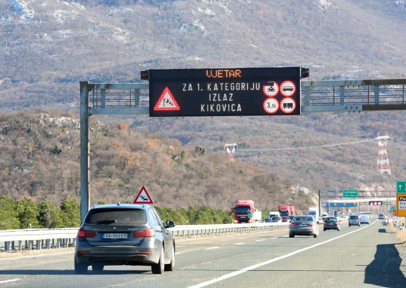 Vozila autocestom A6 u suprotnom smjeru: Prijeti joj zabrana i ogromna kazna