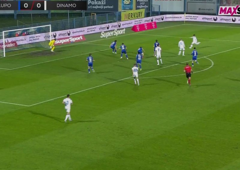 Pogledajte gol Dinama: Je li golman Slavena morao ovdje bolje reagirati?