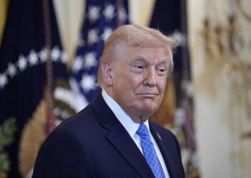 Trump priznao da se šminka, a razlog je nasmijao mnoge: 'Ne želim izgledati kao mrtvac'