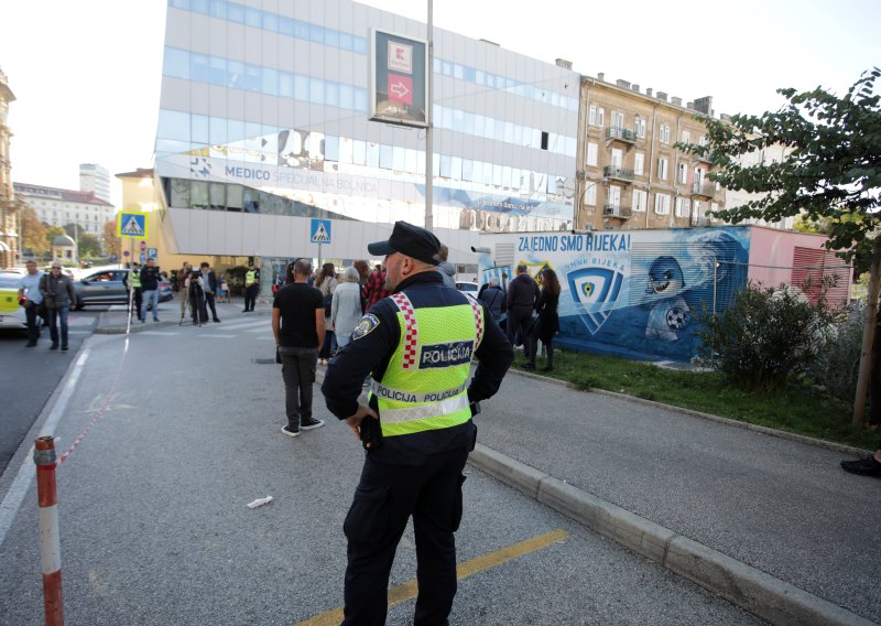 Što će biti s garažom u središtu Rijeke? Građani prosvjedovali i poslali jasnu poruku