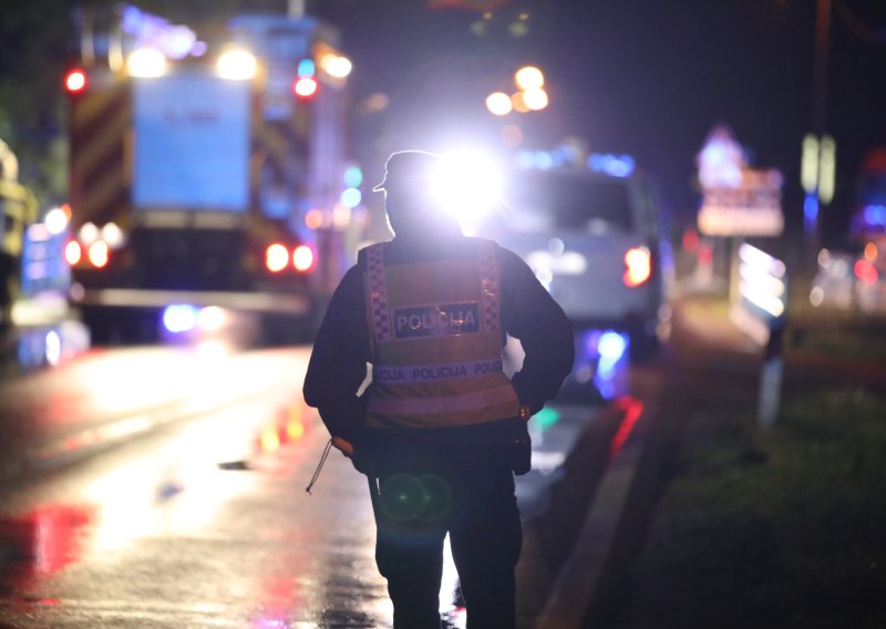 Nazvao oca i najavio da će zapaliti kuću: Kad je policija stigla, imala je što vidjeti