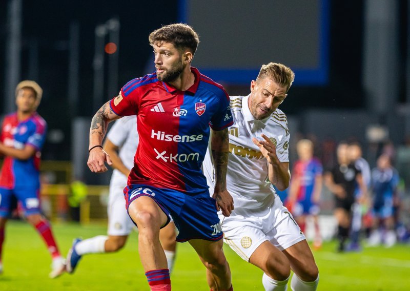 Hajduk ih izbacio, a sada se raspadaju: Smijenili su još jednog trenera