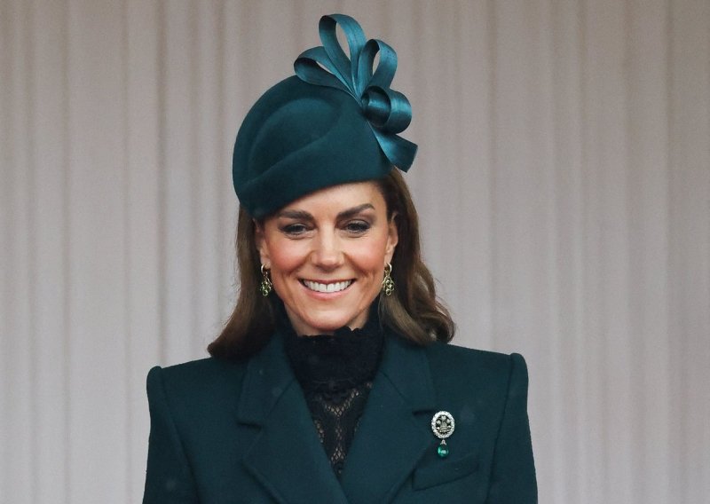 Jedan detalj na Kate Middleton sve češće privlači poglede: Riječ je o pravom modnom klasiku