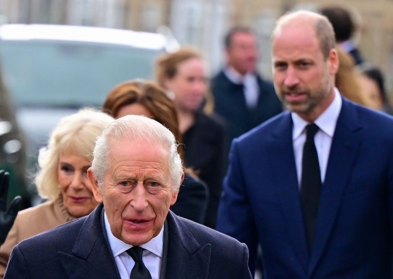 Šezdeset godina od tragedije u Aberfanu: Kralj Charles, Camilla i William poklonili se stradaloj djeci