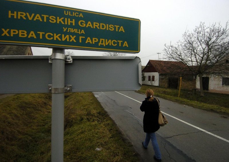 Pritvor osumnjičenima za mučenje hrvatske obitelji u Dalju