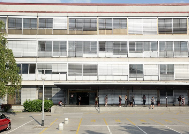 Studenti prozvali Upravu Filozofskog: 'Je li vam stalo do naše sigurnosti ili popuštate političarima?'
