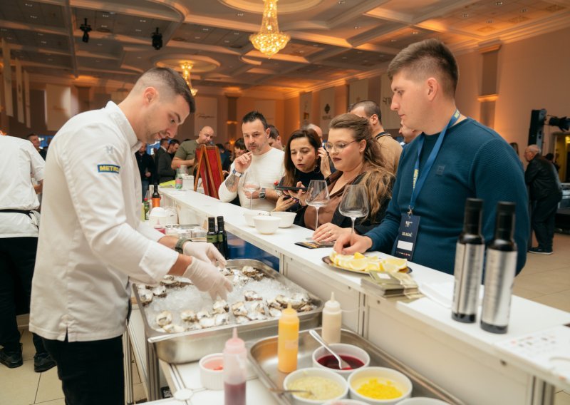 Početak studenoga rezervirajte za pjenušce, kamenice, cabaret i opuštenu atmosferu — uz besplatan prijevoz iz Zagreba