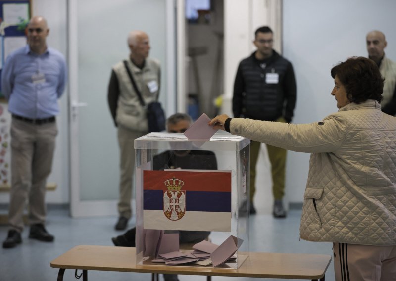 Napetosti rastu na izborima u Srbiji, oglasilo se tužiteljstvo: 'Na svako nasilje ćemo odgovoriti'