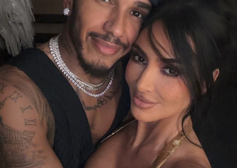 Lewis Hamilton osvojio srca djece Kim Kardashian: Otkrio koji im je poklon donio