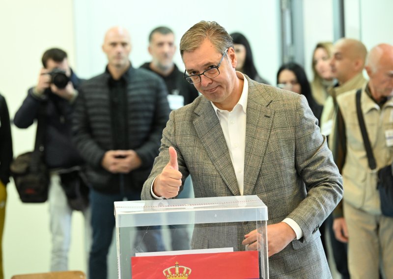 Srbiju uskoro čekaju novi izbori: Vučić se na njima više ne smije kandidirati