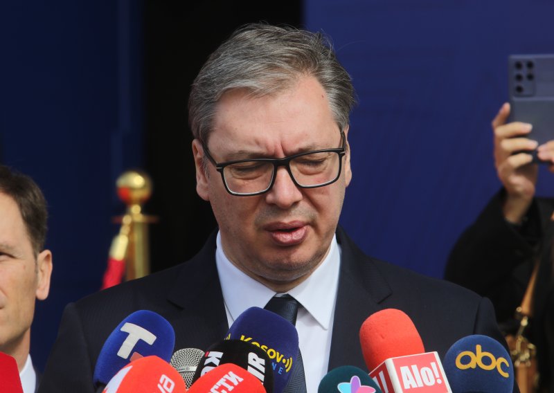 Pogledajte što objavljuju Vučiću naklonjeni mediji: Jedni priznaju pobjedu studenata, drugi imaju drukčiju priču