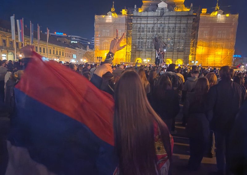 VIDEO Tportal na ulicama Novog Sada: Pogledajte veliko slavlje i ludilo nakon Vučićeve objave