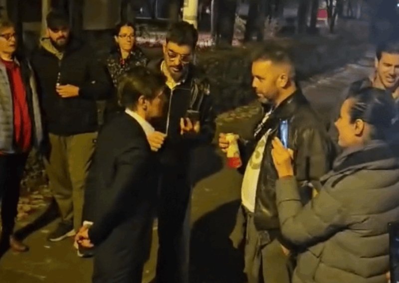 Ana Brnabić sukobila se s građanima u Beogradu pa stala nasred ceste: 'Gazite!'