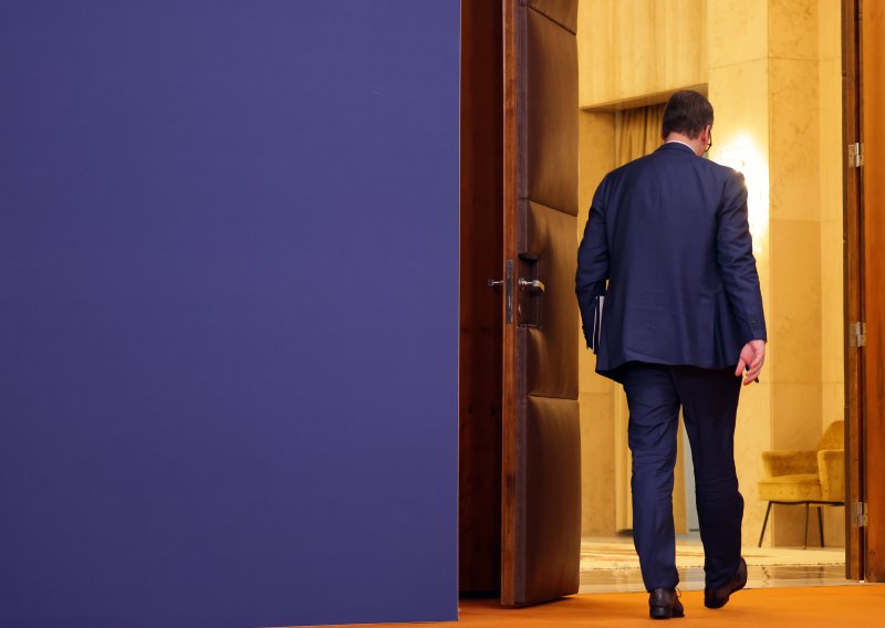 Tragedija koja je promijenila Srbiju: Kako je počeo Vučićev kraj i tko su ljudi koji su ga pobijedili?