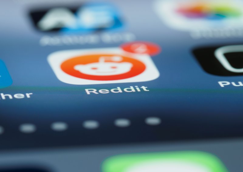 Subreddit za otvoreni kod zabranio projekte povezane s umjetnom inteligencijom