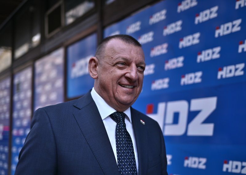 Zagrebački HDZ prozvao Tomaševića: Corso je obnovila Vlada, a ne Grad