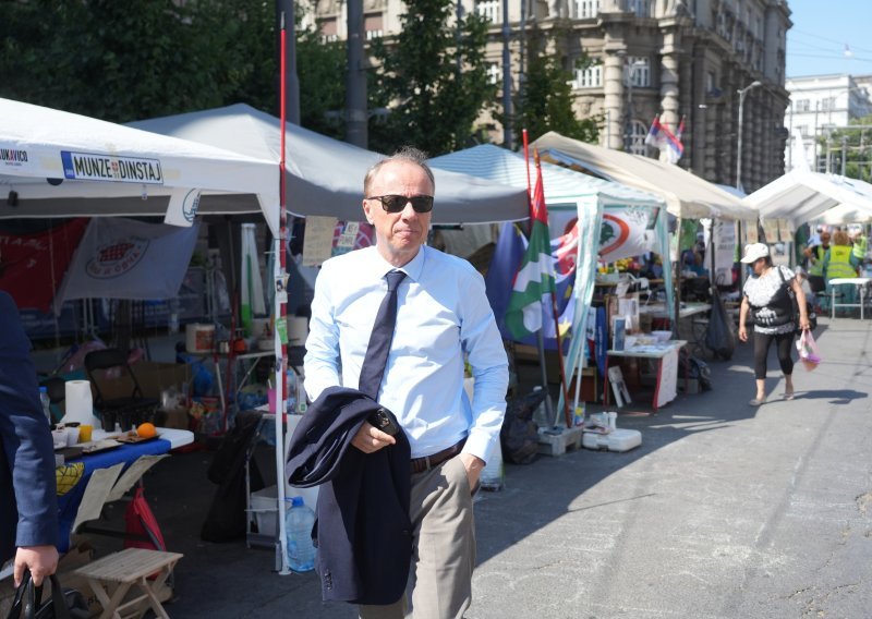 Vučić ga je javno napadao, studenti branili: Rektor Đokić sada se oglasio o izbornoj pobjedi