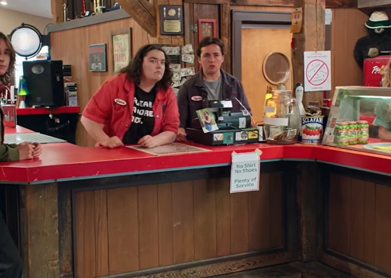 Rad za minimalac, kaotičan šef i neprestani problemi: Netflix ima novu seriju koja bi mogla postati hit