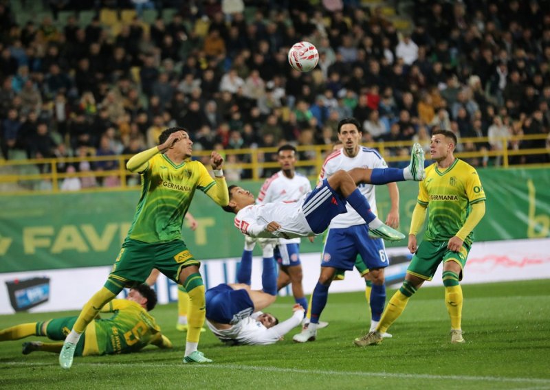 Fayadovim škaricama Hajduk stekao prednost. Pogledajte gol