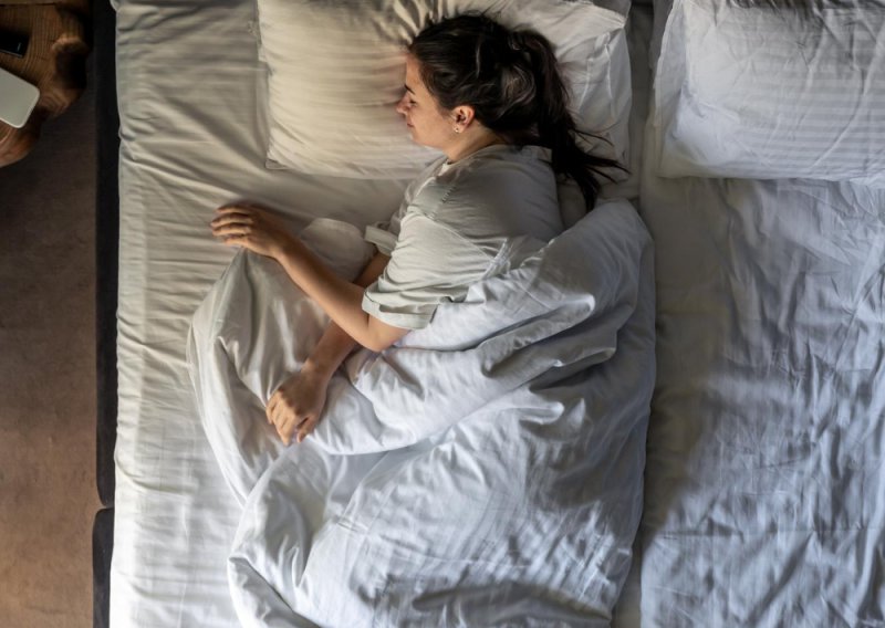 Dobili smo sat sna više, a ipak smo umorni? Evo zašto se to događa