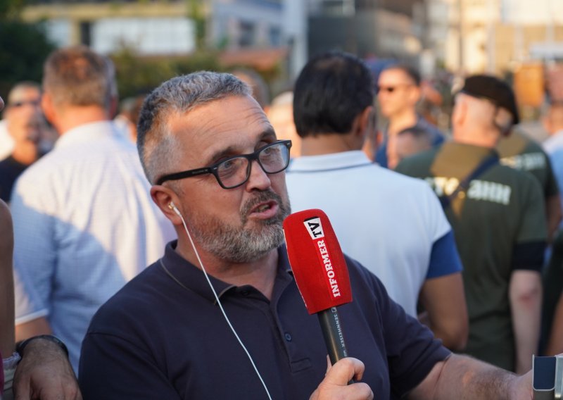 Oglasio se Vučićević nakon upada prosvjednika u Informer: 'Zamalo su me ubili, došli su s tim ciljem'