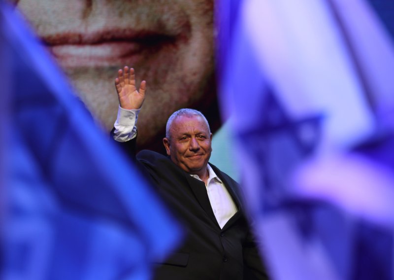 Može li ovaj čovjek srušiti Bibija? Ima neobičan adut, a za Hamas sprema 'kreativan' plan